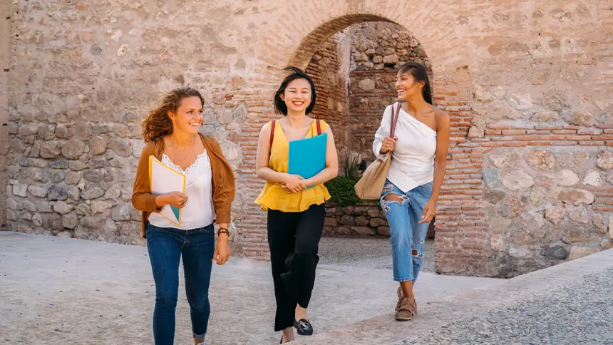 Educational Tourism Emirati Culture